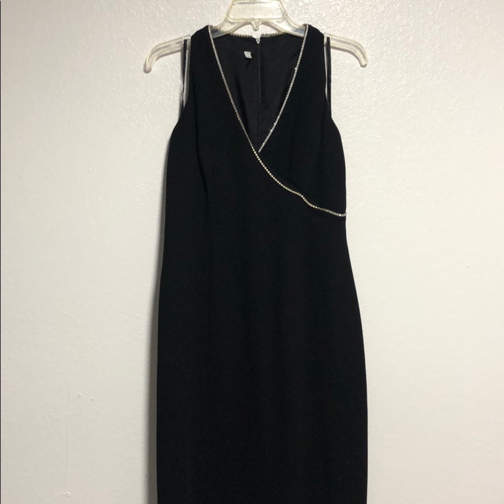 Dress - Picture 2 of 4